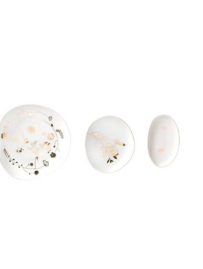 Räder Wonderland Gold Bowl Set of Three, white porcelain trinket bowls with gold illustrations, 9x11x2cm, perfect for jewellery or decorative display.