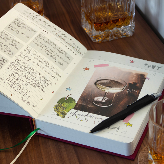 Tasting Notes Journal for wine, beer and cocktails with hardback cloth cover and guided pages.