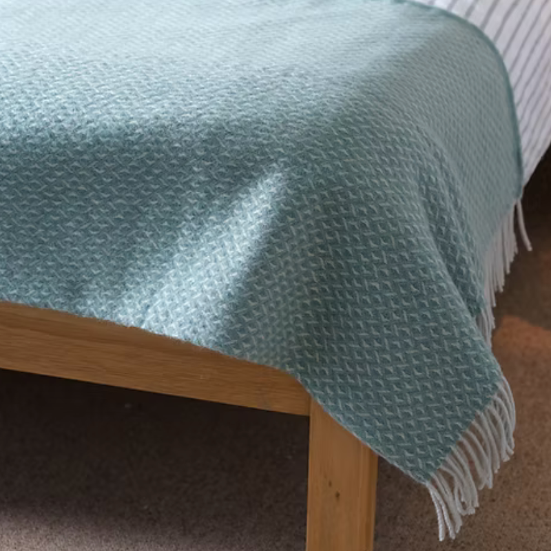Sand Cornwall Sea Green Diamond 100% new wool Blanket throw with twisted tassels.