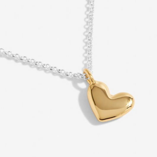 Joma Jewellery A Little Heart Of Gold necklace with gold heart charm on stylised sentiment card.