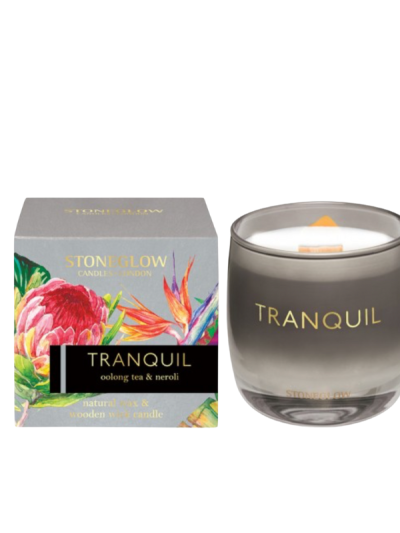 Stoneglow Oolong Tea & Neroli candle with wooden wick and refreshing tea and citrus fragrance.