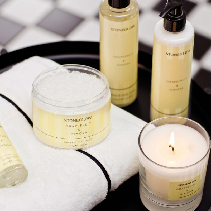 Stoneglow Grapefruit & Mimosa jar candle with citrus and floral fragrance, 200g